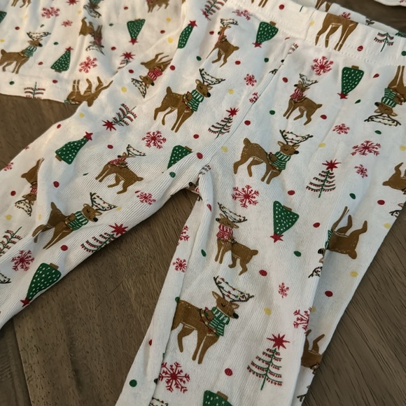 24 month cotton reindeer pajama set, 2 pieces long sleeve and long pant - Picture 2 of 3
